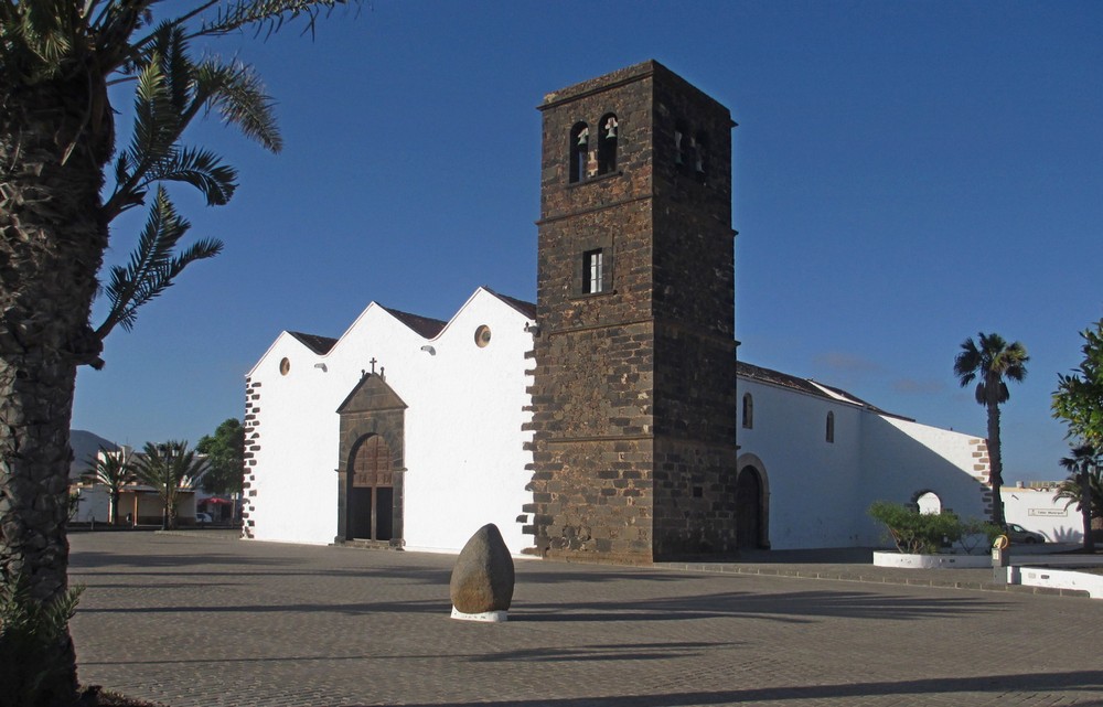 iglesa de la candelaria - la oliva - ruta de los coroneles